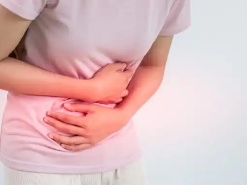 Pain in Lower Abdomen When Lifting: Causes, Treatment, and When to Seek Surgical Care