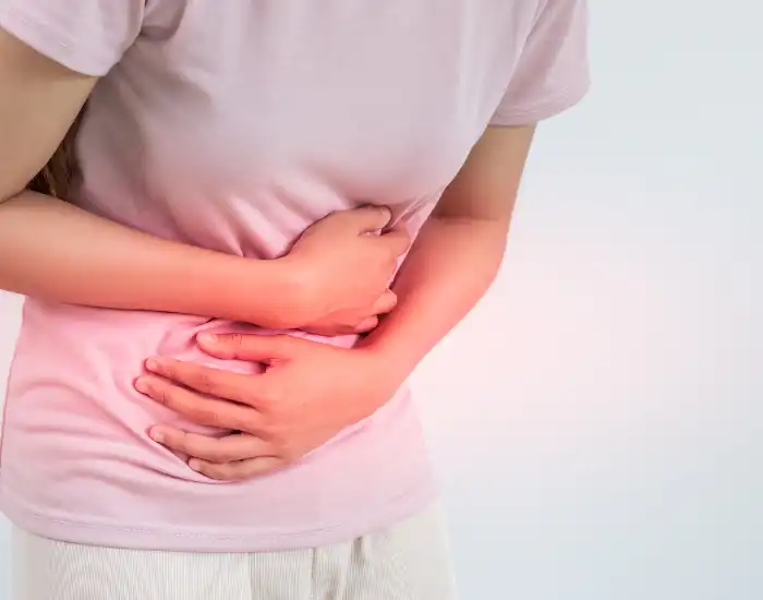 Pain in Lower Abdomen When Lifting | Causes & Surgical Care