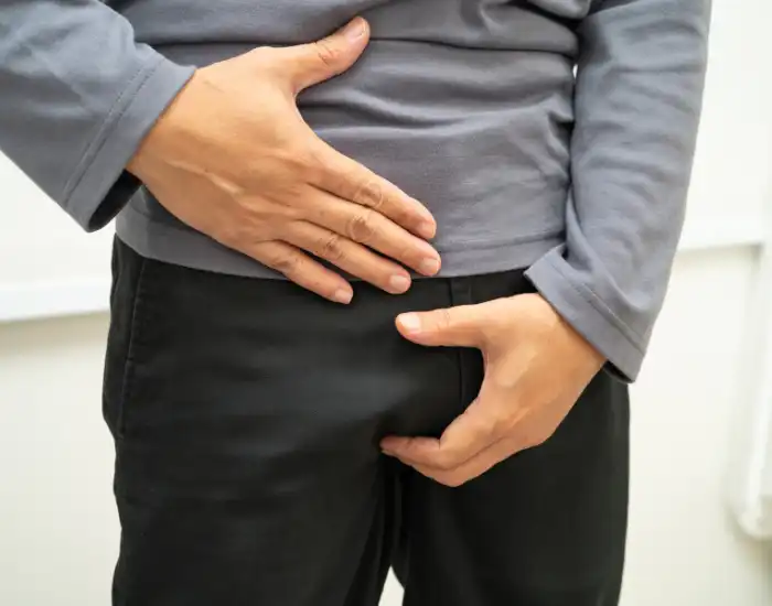 When to Worry About Hernia Pain: Signs, Symptoms, and Treatment